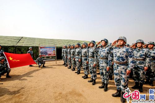 中部战区空军地导某旅用血脉传承点燃"胜战基因"