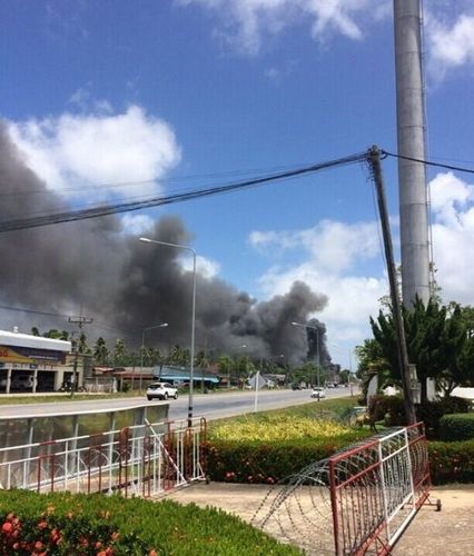 泰國南部發生一起汽車炸彈爆炸襲擊造成11人受傷